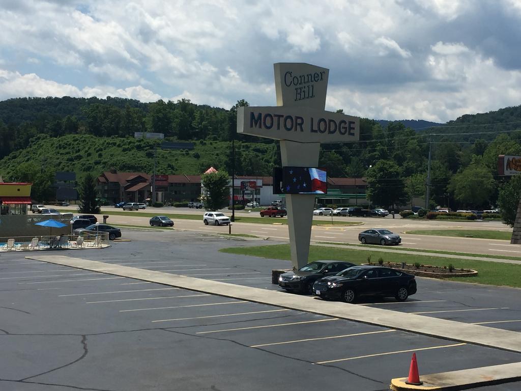 Conner Hill Motor Lodge Pigeon Forge Exterior photo